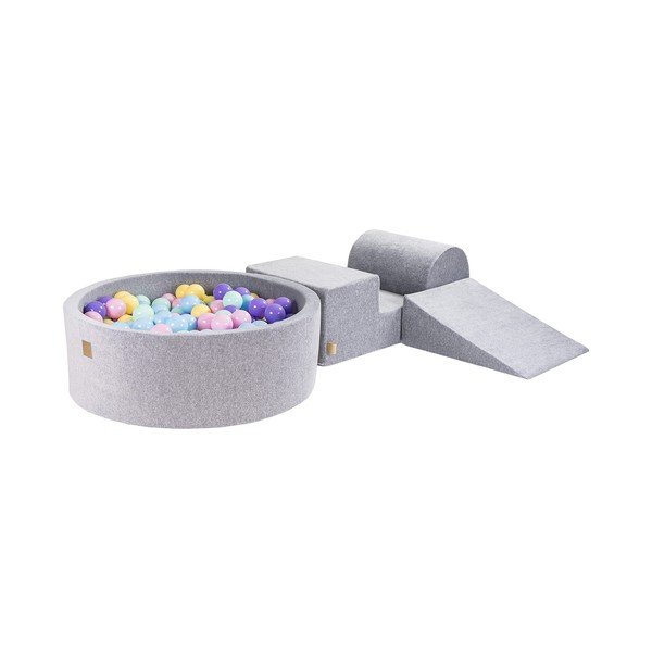 Sivi baršunasti set mekanih igrački od pjene 4 kom visina 30 cm 225x90 cm Montessori – Meowbaby