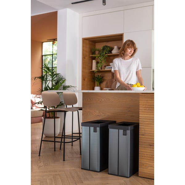 Plava kanta za smeće za odvojeni otpad od reciklirane plastike 54 l Verto Recycle – Curver-image-1