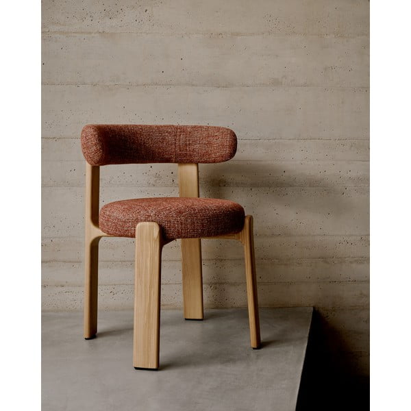 Blagovaonska stolica od čvrste jeseni u prirodnoj boji/boja terakote Granite – Kave Home-image-1