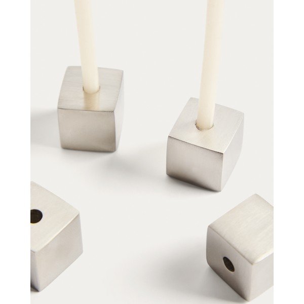 Metalni svijećnjak Acadia – Kave Home-image-1
