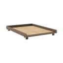 Smeđi bračni krevet od masivnog bora s podnicom 140x200 cm Social – Karup Design