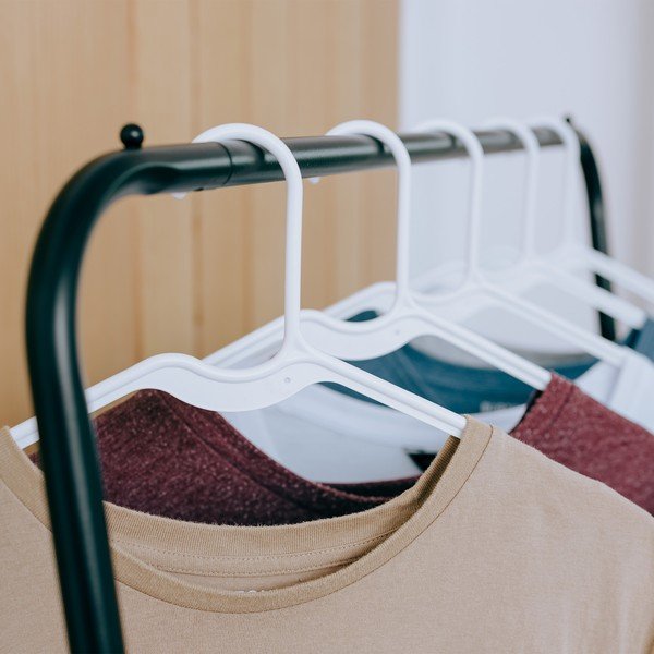 Plastične vješalice u setu od 5 kom - Addis-image-4