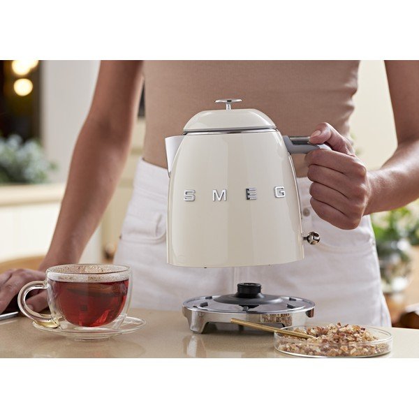 Krem kuhalo za vodu od nehrđajućeg čelika 800 ml Retro Style – SMEG-image-2
