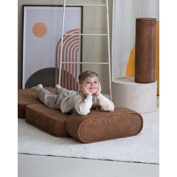 Smeđa dječja fotelja od samta Flip – Wigiwama-image-3