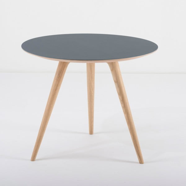 Pomoćni stol od hrastovog drveta sa plavom pločom Gazzda Arp, ⌀ 55 cm