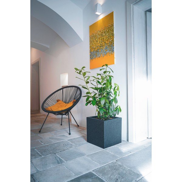 Samozaljevajući posuda za cvijeće od reciklirane plastike Cubico Stone – Flower Lover-image-1