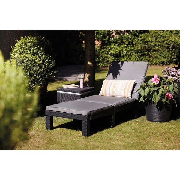 Tamno siva podstavljena/od umjetnog ratana podesiva vrtna ležaljka Daytona – Keter-image-1