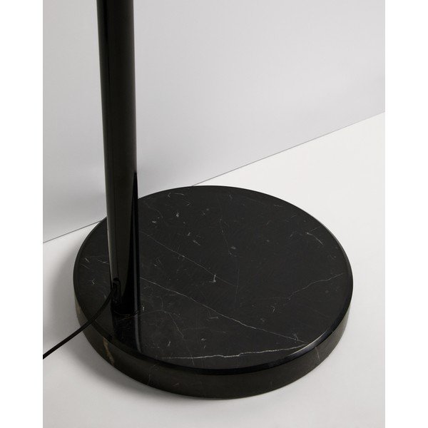 Crna stojeća svjetiljka s metalnim sjenilom (visina 160 cm) Madali – Kave Home-image-3