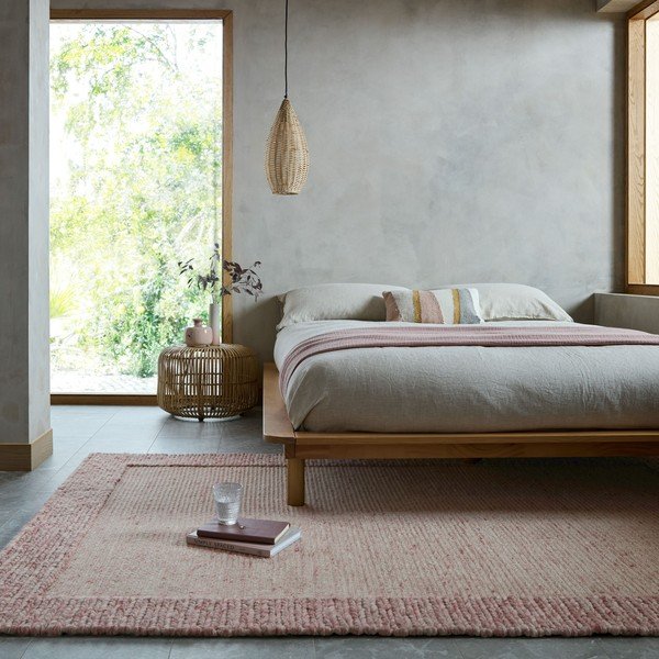 Svijetlo ružičasti ručno rađen tepih od mješavine vune 160x230 cm Rue – Flair Rugs-image-1