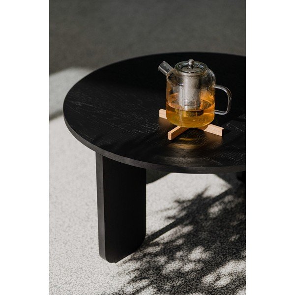 Crni okrugao stolić za kavu s pločom stola u dekoru hrasta ø 55 cm Kuvu – noo.ma-image-3