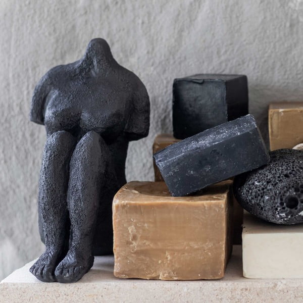 Kipić od polyresina (visina 14 cm) Sitting Woman – Mette Ditmer Denmark-image-3