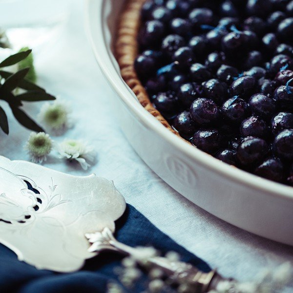 Okrugli kalup za tortu u boji slonovače Emile Henry Patisserie, 1,5 l-image-2