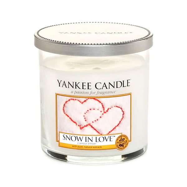 Mirisna svijeća Yankee Candle Snježna Ljubav, vrijeme gorenja 30-40 sati