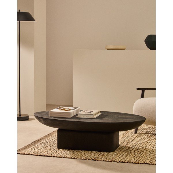 Crni stolić za kavu od masivnog bagrema 70x140 cm Ovak – Kave Home-image-1