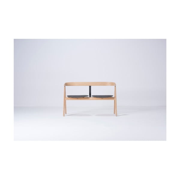 Klupa od hrastovine sa sivim sjedalom Gazzda Ava-image-4