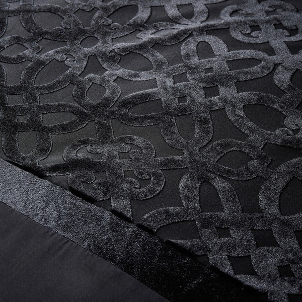 Crna posteljina za bračni krevet/za produženi krevet od samta 230x220 cm Lattice Cut – Catherine Lansfield-image-3