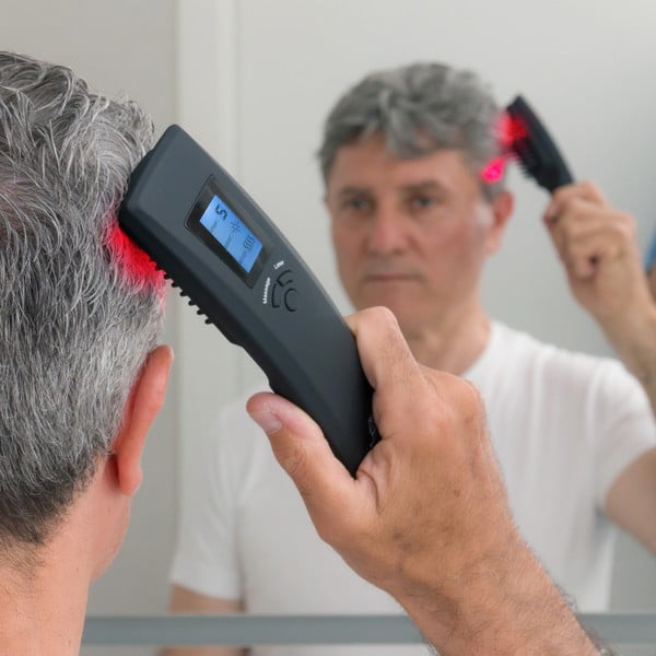 Crna masažna četka za kosu s InnovaGoods Hair Force One laserom