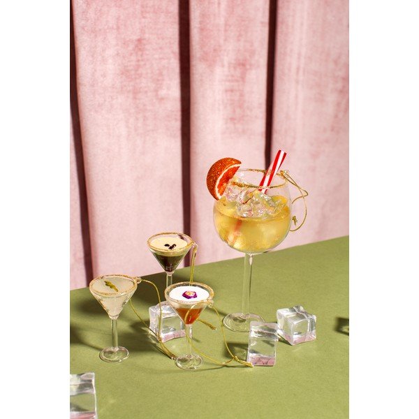Stakleni ukrasi za božićno drvce u setu 3 kom 15,5 cm Martini Cocktail – Sass & Belle-image-1