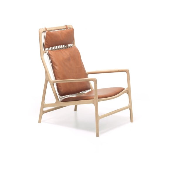 Fotelja s konstrukcijom od hrasta i sjedalom od konjak smeđe bivolje kože Gazzda Dedo