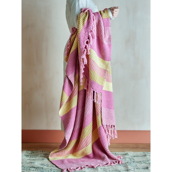 Žuta /ružičasta deka od recikliranog pamuka 130x160 cm Isnel – Bloomingville-image-1