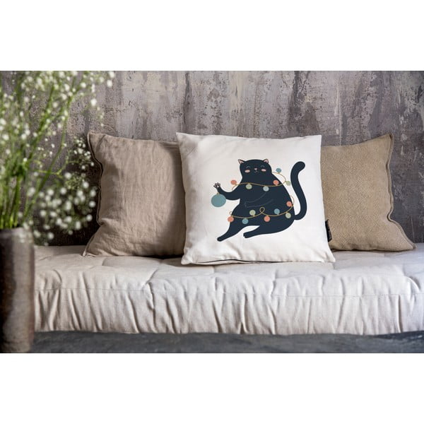 Ukrasna jastučnica s božićnim motivom 45x45 cm Festive Cat – Butter Kings-image-1