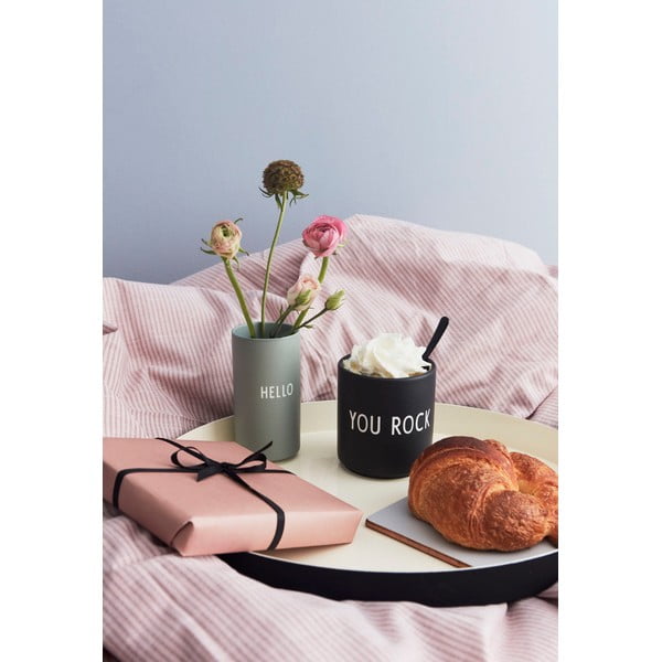 Crna porculanska šalica 300 ml You Rock – Design Letters-image-2