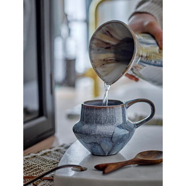 Svijetlo plave šalice u setu 4 kom od kamenine 300 ml Bessie – Bloomingville-image-3