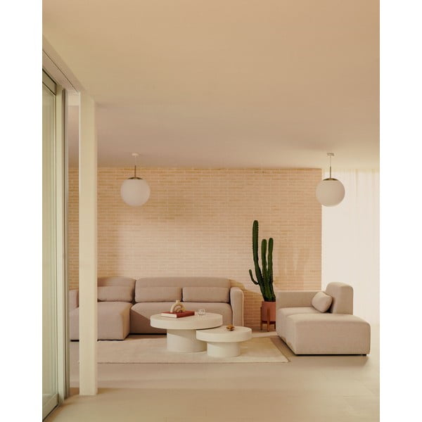 Okrugao vrtni stol betonski ø 66 cm Aiguablava – Kave Home-image-1