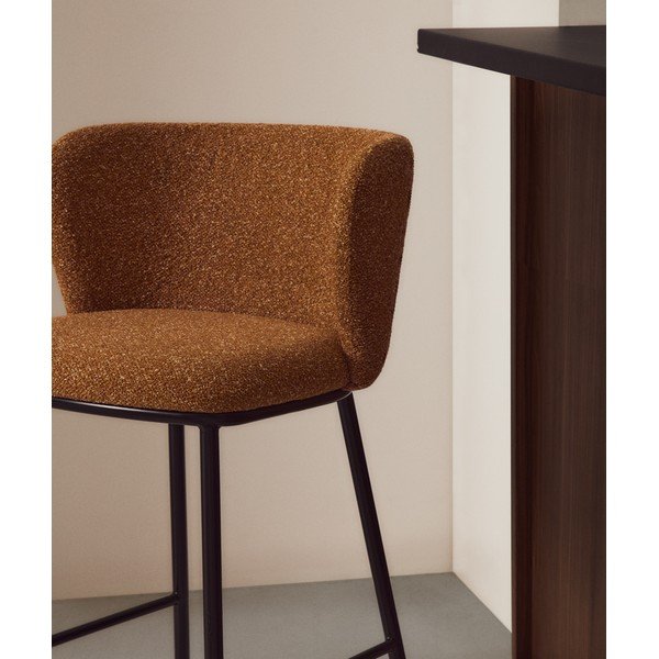 Podstavljena barska stolica boja terakote (visine sjedala 65 cm) Ciselia – Kave Home-image-2