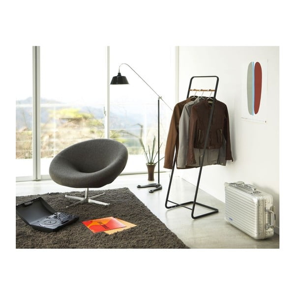 Crni metalni stalak za odjeću Tower – YAMAZAKI-image-4