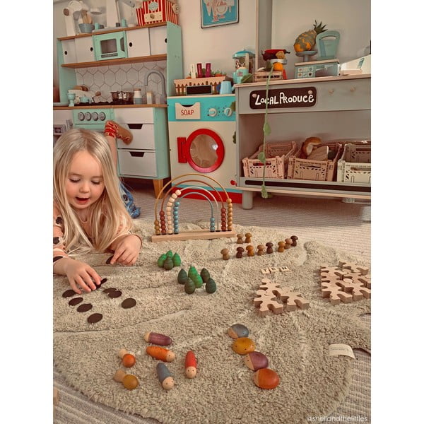 Kaki zeleni periv/ručno rađen pamučan dječji tepih 75x100 cm Mini Monstera Olive – Lorena Canals-image-4