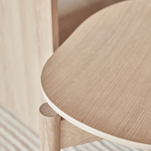 Blagovaonska stolica od čvrste jeseni u svijetloj prirodnoj boji Oy – OYOY Living Design-image-2