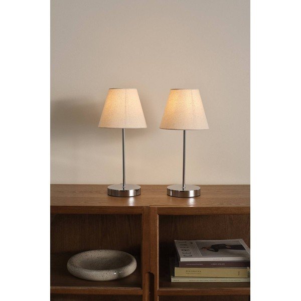 Bež/u sjajno srebrnoj boji tekstilna stolna lampa (visina 39 cm) Lasse – Jotex-image-1
