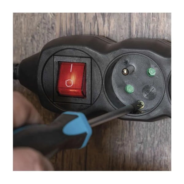 Crni produžni kabel s 3 utičnice i prekidačem EMOS, 3m-image-1