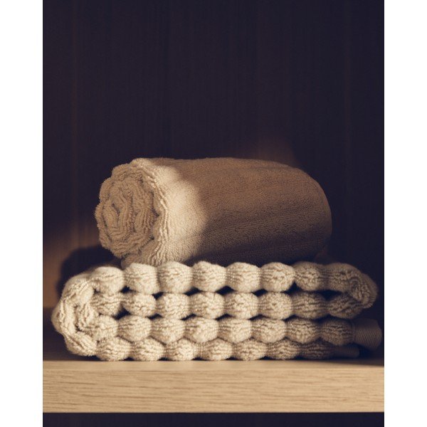 Bež pamučan ručnik od frotira 70x140 cm Navira – Kave Home-image-1