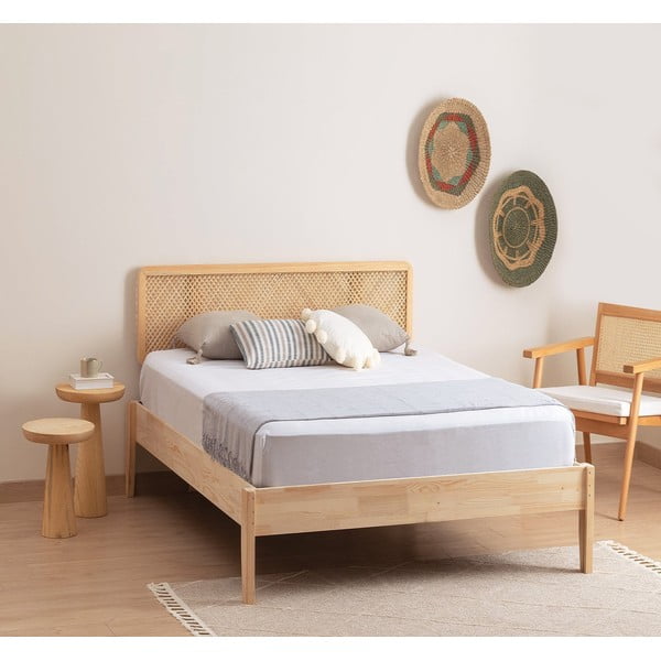 Krevet od masivne smreke s podnicom 90x200 cm u prirodnoj boji Izabelya – Kalune Design-image-1