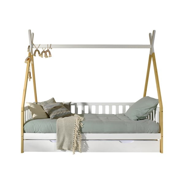 Bijeli dječji krevet od masivnog bora u obliku kućice s prostorom za pohranu 90x200 cm TIPI – Vipack