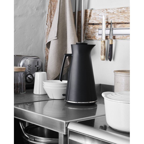 Crno kuhalo za vodu 1,4 l Grand Cru – Rosendahl-image-1