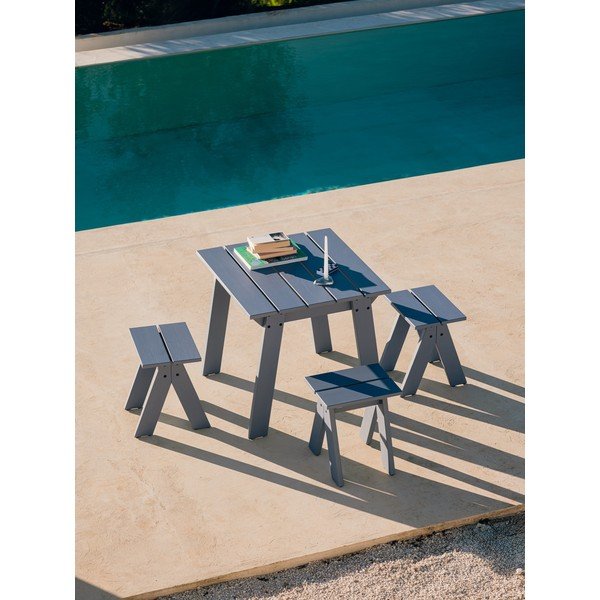 Plava vrtna stolica od masivnog drveta Navo – noo.ma-image-2