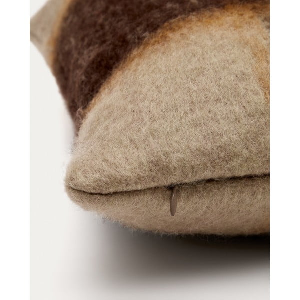 Ukrasna jastučnica 45x45 cm Maro – Kave Home-image-2