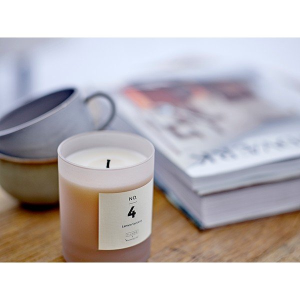 Mirisna svijeća vrijeme gorenja 50 h No. 4 Lemon Verbena – ILLUME x Bloomingville-image-1