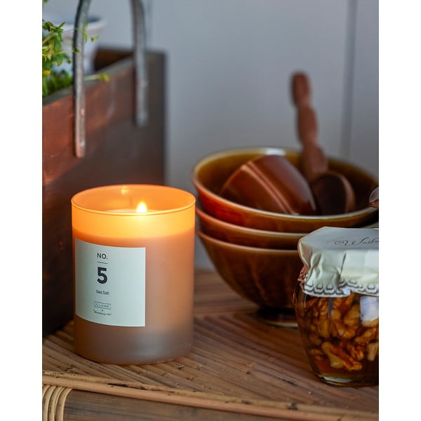 Mirisna svijeća vrijeme gorenja 50 h No. 5 Sea Salt – ILLUME x Bloomingville-image-4