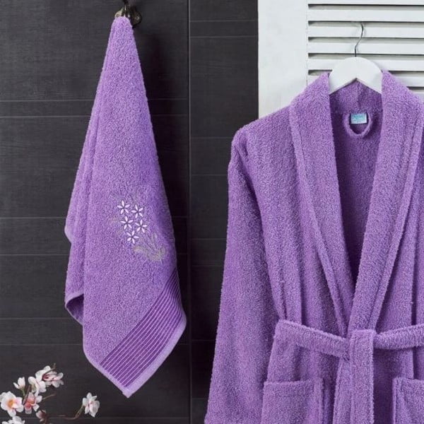 Ljubičasti pamučan kupaonski ogrtač i ručnik u setu S/M – Mila Home-image-1