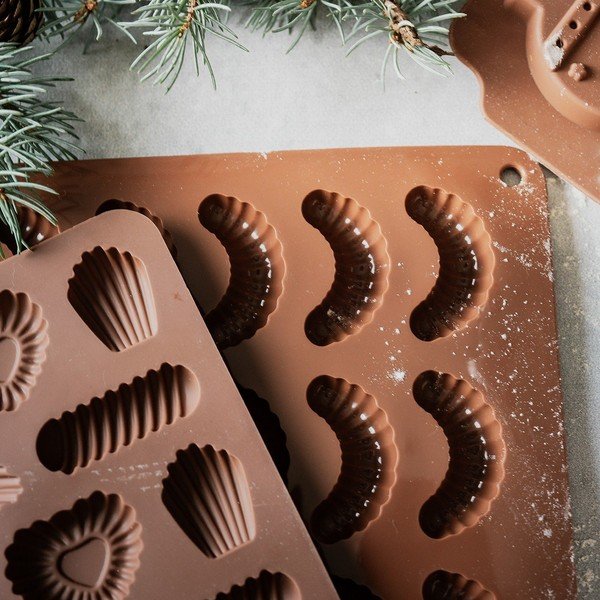 Silikonski kalup za pečenje za božićne suhe kolačiće 21x24,5 cm – Orion-image-1