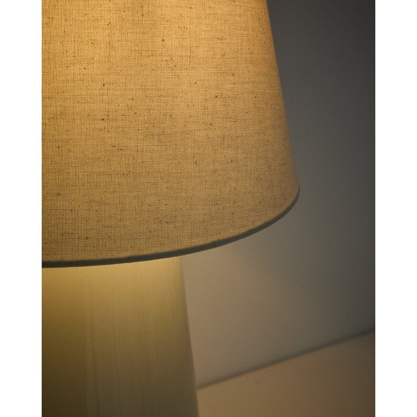 Bež/boje slonovače stolna lampa keramička (visina 45,5 cm) Odra – Kave Home-image-4