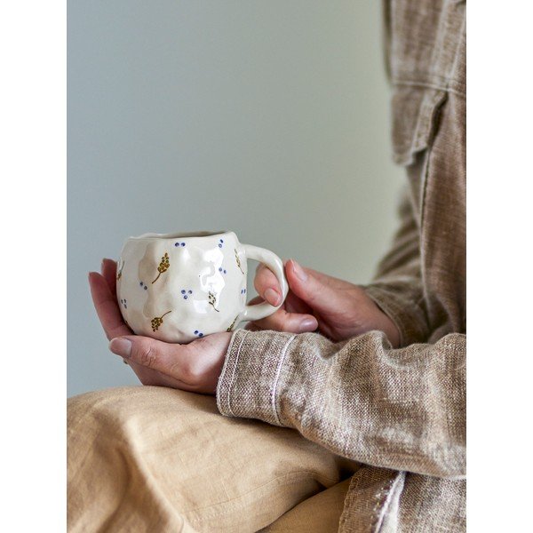 Krem šalica od kamenine 260 ml Pippine – Bloomingville-image-1