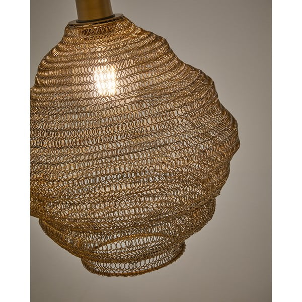 Viseća svjetiljka u zlatnoj boji s metalnim sjenilom ø 30 cm Sarraco – Kave Home-image-3