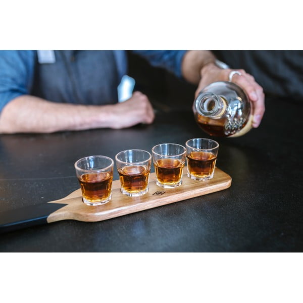 Drvena daska za posluživanje i 4 čaše Gentlemen's Hardware-image-4