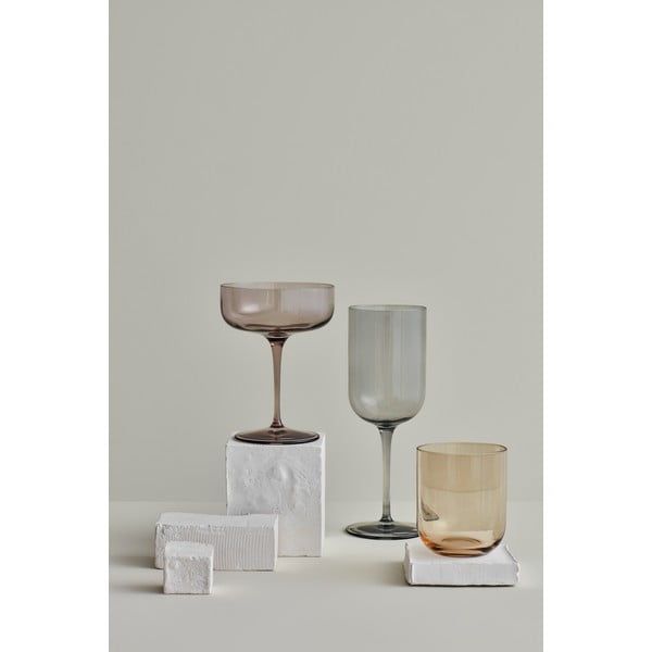 Set od 4 sive čaše za crno vino Blomus Mira, 400 ml-image-1