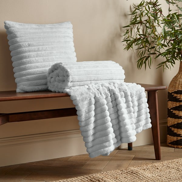 Bijela deka od mikropliša 130x170 cm Cosy Ribbed – Catherine Lansfield-image-3